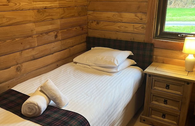 Armadale Castle Cabins - Photo 26