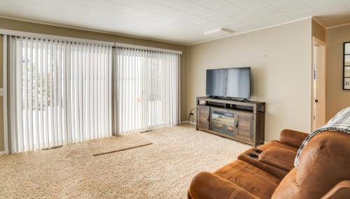 Manistique Lake Retreat with Dock! - Foto 4