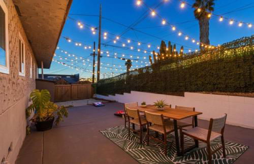 Movie Night 4BR Home with Projector Games & BBQ - Foto 49