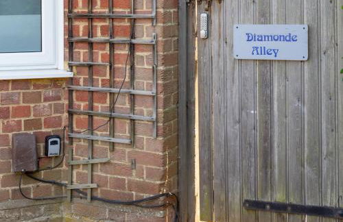 Pass the Keys Charming 3 bed house with parking and large garden - Foto 24