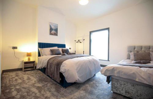 Dixon House, Sleeps 6, Free Parking, Long or Short Stays - by NMB Property - Photo 21