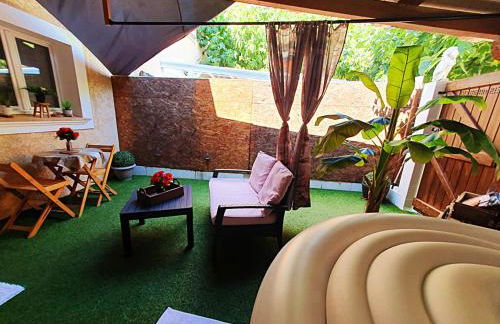 Studio19 Cosy Sauna Jacuzzi et jardinet privatifs - Foto 12