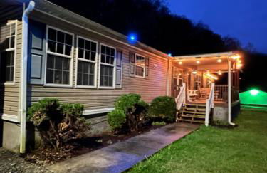 Devil Anse Home Rental - Photo 2