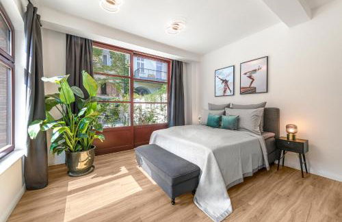 Mitte Loft group & family friendly, 150m2, 2BRs, 2Bathrooms, living & dinning room , 4 - 8 Guests - Foto 1