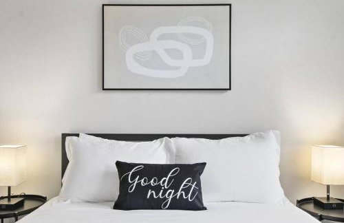 Sleek & Functional 2-Bedroom Apt - Hyde Park 405 - Photo 11