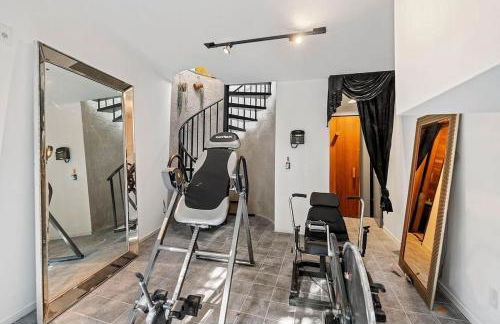 The Sinatra House- Fully Furnished! - Foto 20