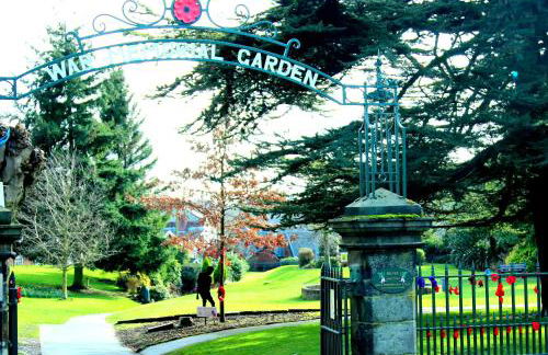 Fabulous 2 bed Historic Ground floor apartment Belper with free car parking next to property - Foto 61