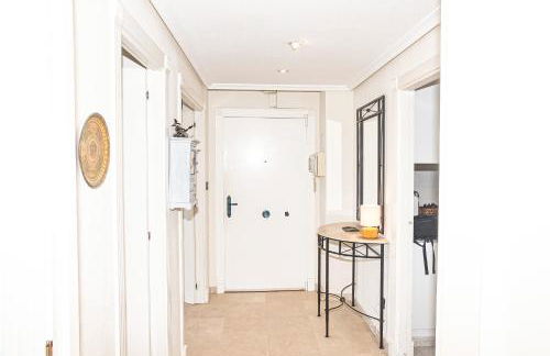 Vistas Increíbles y Confort en 1ª Línea de Playa - Photo 19