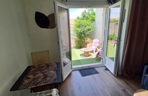 Petit cocon avec terrasse - Photo 12