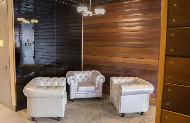 Aura Hotel Brooklyn - Photo 2