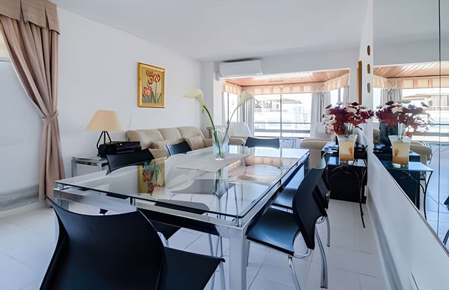 Oceana Suites Palm Beach - Photo 1