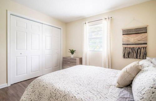 *Cool Crib * King Bed * Long Term Stays * Duke* - Foto 7