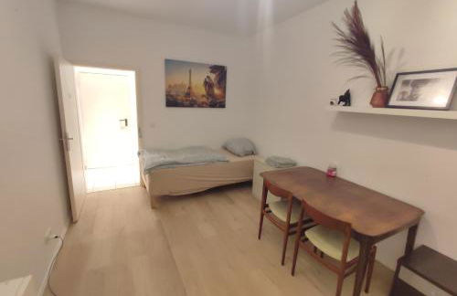 3 Floor XXL House, 7 Rooms, 2 Kitchen, 15 Minutes to Frankfurt, Washing Machine - Foto 17