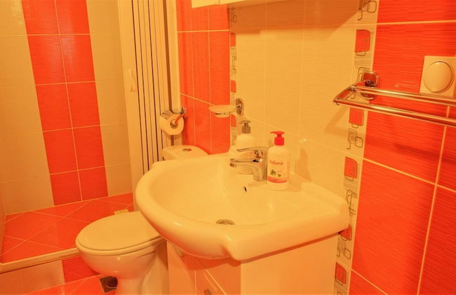 Sea View Cozy Flat 1 Min to Beach in Montenegro - Foto 14