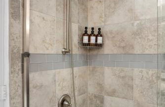 Bay View Dream - Steps to Bay, Rooftop Patio & AC - Foto 59