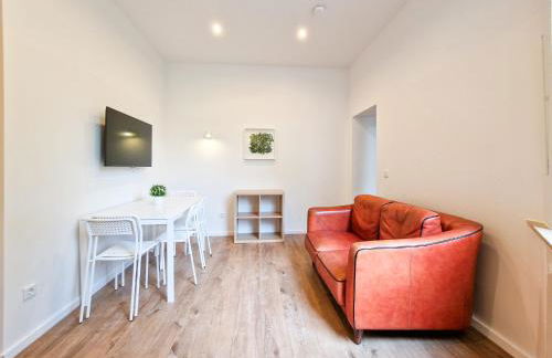 Tolstov Apartments - 1 or 3 Room Apartments - 20 Min Messe DUS and Old Town DUS - Foto 40