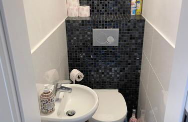 Cozy apartment city nightlife - Foto 11