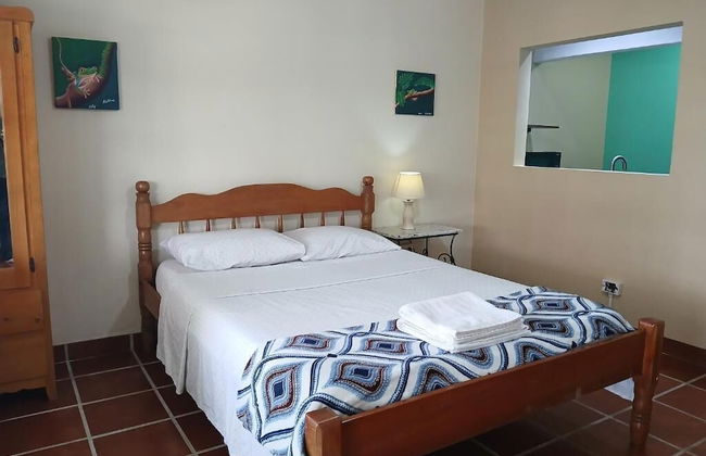 Bamboleo Inn Belize - Photo 17