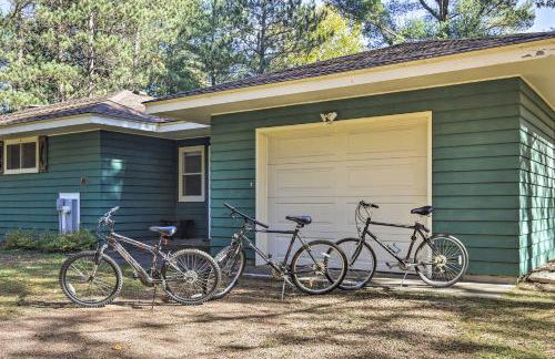 Eagle River Snowmobile and Lakefront Escape - Photo 27