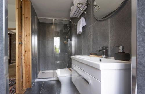 Relaxing getaway with a Hot Tub, Wi-Fi - Foto 18