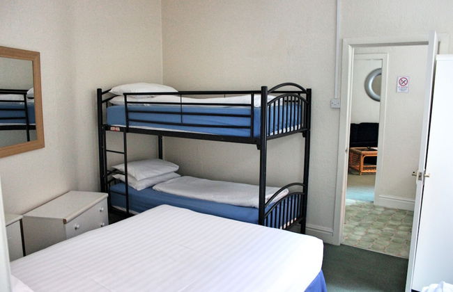 Sandpiper Holiday Apartments - Photo 14