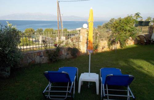 Beachside Mobile Home with Private Yard - Foto 25