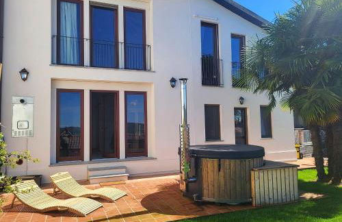 Villa Teresa - Enticing villa with pool and views! - Foto 54