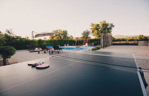 Cozy country home with heated outdoor pool - Photo 15