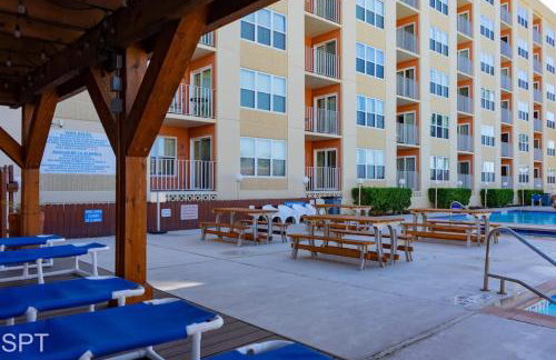 Luxe 1 Bedroom House with Pool - Gulfview II unit 410 - Photo 104