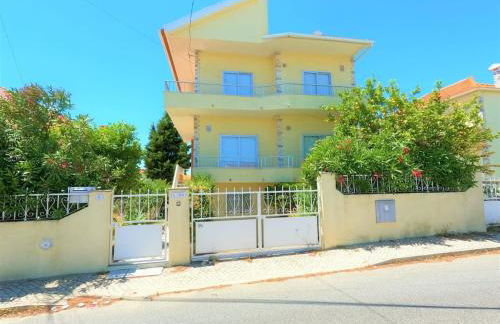 Caparica traditional V4 duplex apartment with pool Charneca da Caparica Lisboa - Foto 45