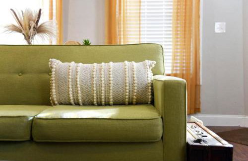 HostWise Stays - The Carnegie - Sauna, 1 Block from Butler St, Family Friendly - Foto 50