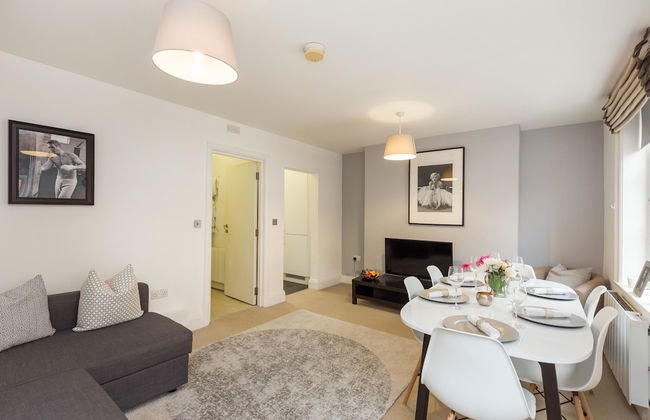 Urban Chic - Bond Street - Photo 5