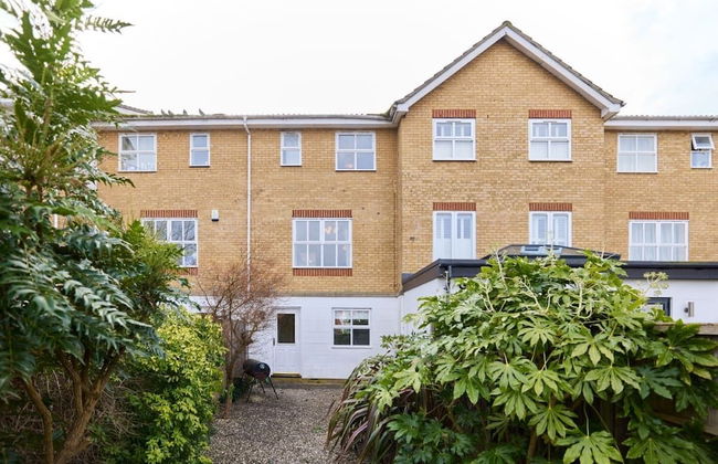 The Guildford Getaway - 3bdr With Garden - Foto 28