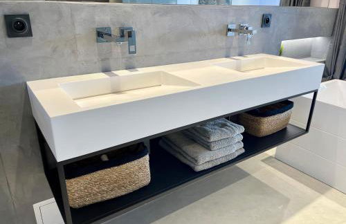 Appartement neuf climatisé - vue mer Saint-Tropez - 50m plage et port - piscine - Foto 18