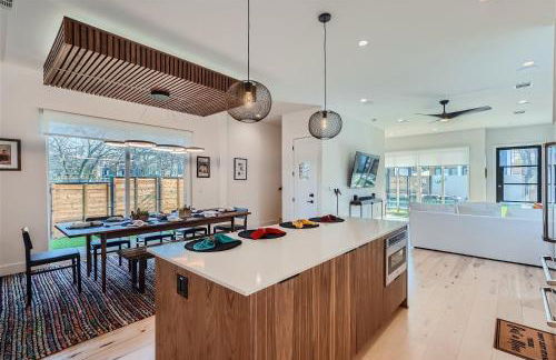 Dip into the 512! Custom Built w/Pool Blocks to DT - Foto 9