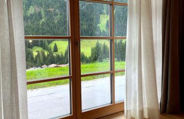 Surrounded by green - Luxury Chalet at the foot of the Dolomites - Foto 7