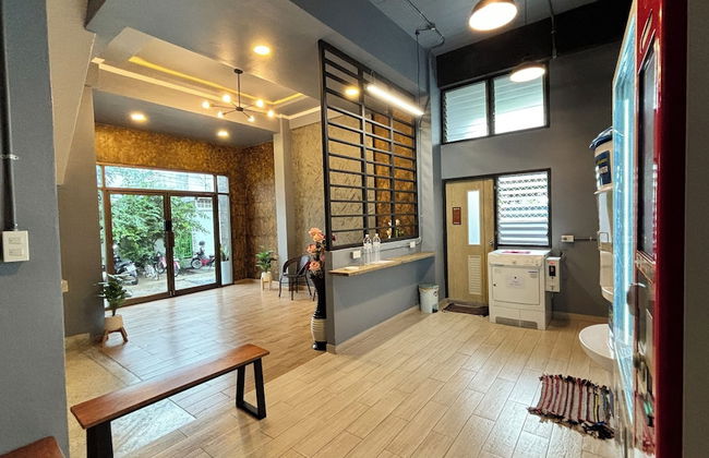 The Loft Living Space - Photo 5