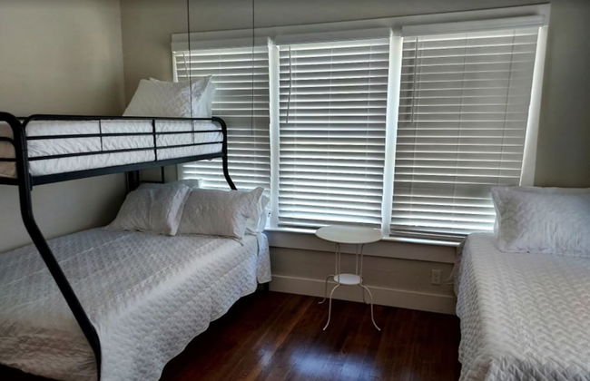 3BR3BA Urban Escape Just Minutes From Downtown - Foto 4