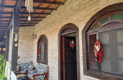 Casa com churrasqueira perto da lagoa - Foto 2