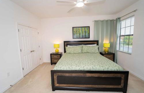 NearTheParks - 5BR Family Villa with Saltwater Pool near Disney - Photo 17