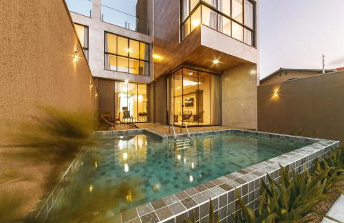 Casa Requinte, 4 suítes com Piscina Privativa, BC - Foto 1