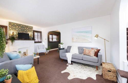 Cozy & Convenient Getaway 3BD 2BA Dog Friendly - Foto 1