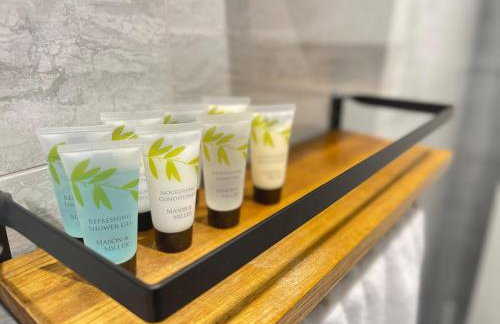 Self-contained studio with folding down Bed - Foto 6