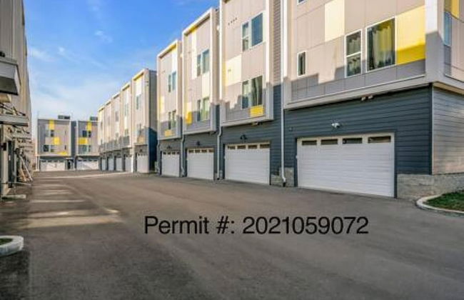 NEW Pink Howdy Oasis 13 Beds Rooftop View Parking - Foto 6