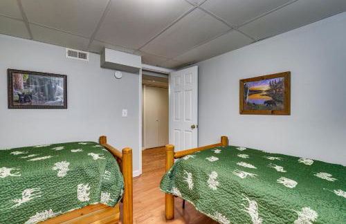 Family-Friendly Riverhouse Fishing and Hot Tub - Foto 28