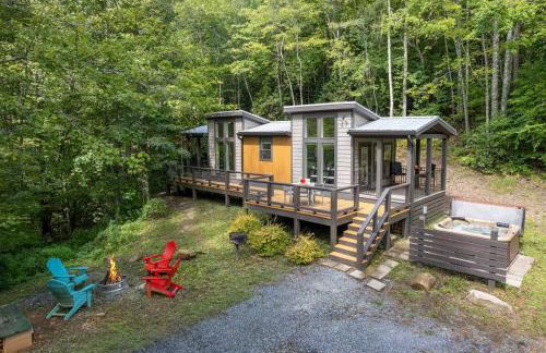 High Hollow Cottage Modern Tiny Home with Hot Tub - Foto 1