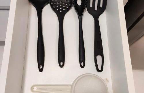 Apartamento novo a 350 m da praia das Toninhas em Ubatuba - 2 dormitórios sendo 1 suite, piscina, varanda gourmet com churrasqueira, ar condicionado, cozinha completa, garagem privativa - Foto 30