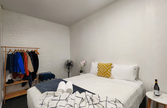 U Suites on Webb - Photo 42