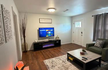 The Crew House 2BR 1BA Near Refineries - Foto 5