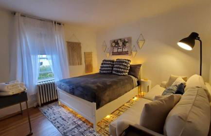 Stamford Bohemian by HarborPoint Downtown &Train - Photo 61